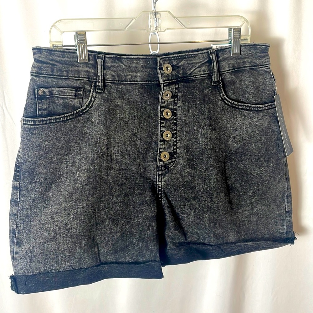 NWT INC Denim High Rise Convertible Shorts